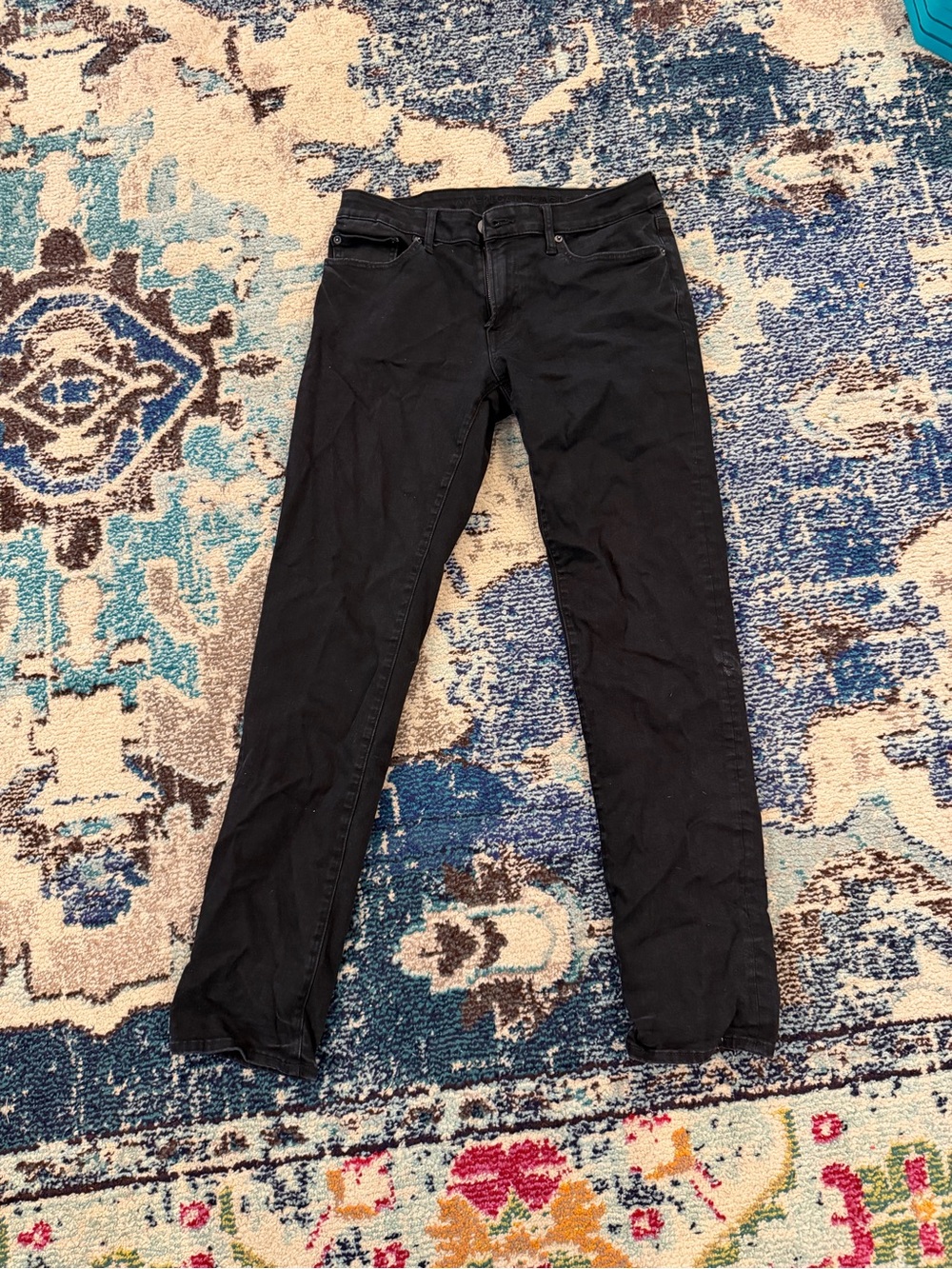 American Eagle Men’s Black Slim Straight Pants